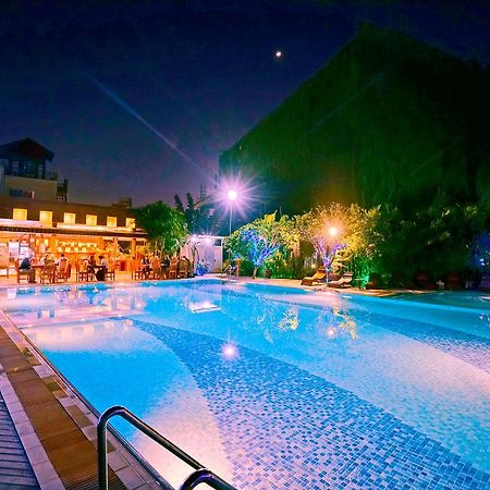 Triumph Hotel Mandalay Ngoại thất bức ảnh