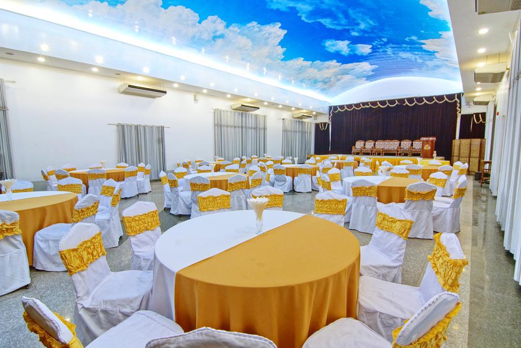 Triumph Hotel Mandalay Ngoại thất bức ảnh