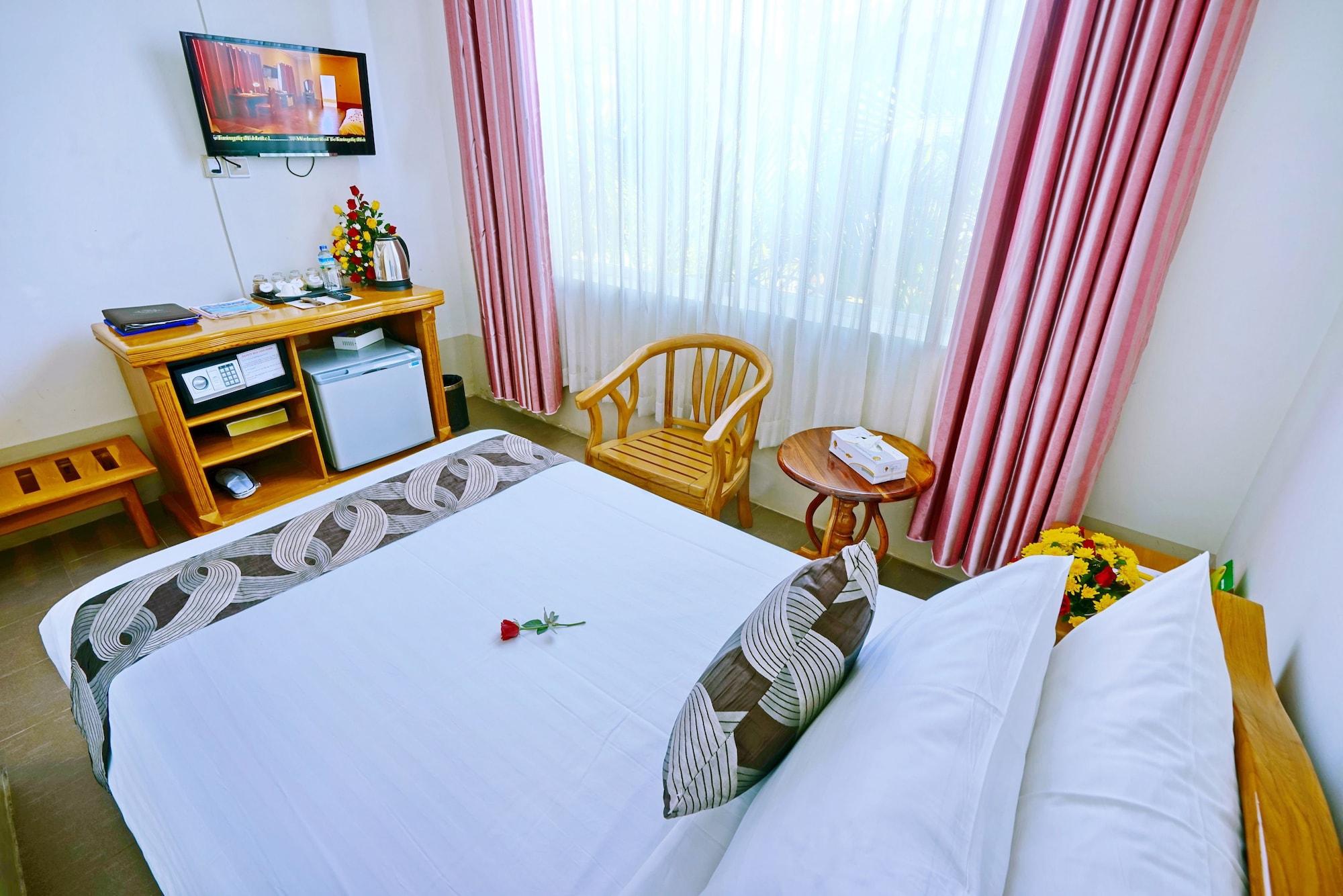 Triumph Hotel Mandalay Ngoại thất bức ảnh