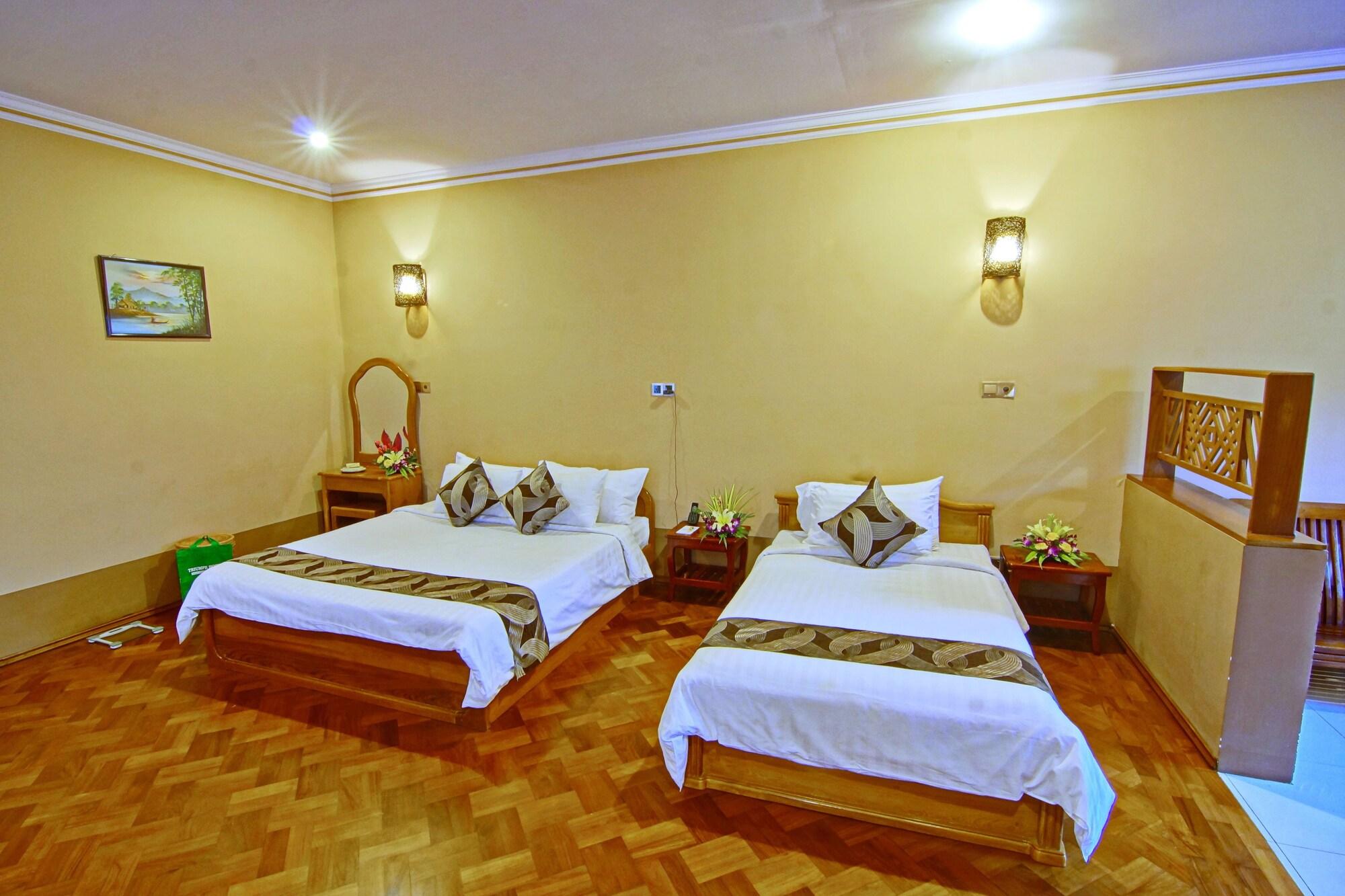 Triumph Hotel Mandalay Ngoại thất bức ảnh