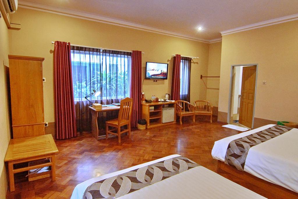 Triumph Hotel Mandalay Ngoại thất bức ảnh